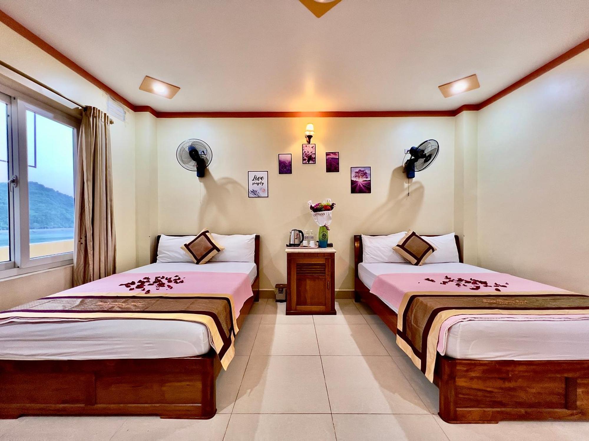 Manh Vuong Hotel Catba Dong Khe Sau Zewnętrze zdjęcie