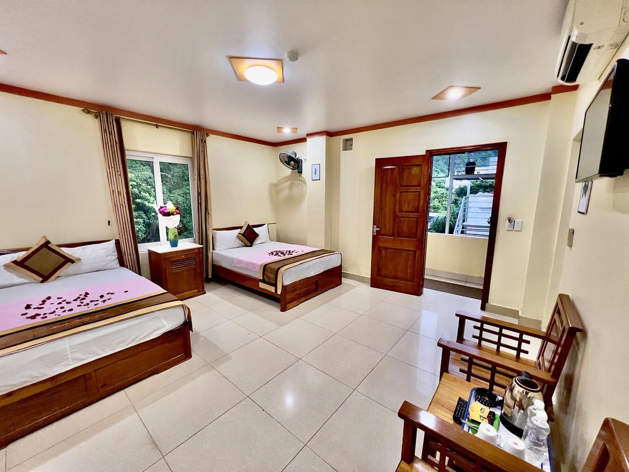 Manh Vuong Hotel Catba Dong Khe Sau Zewnętrze zdjęcie