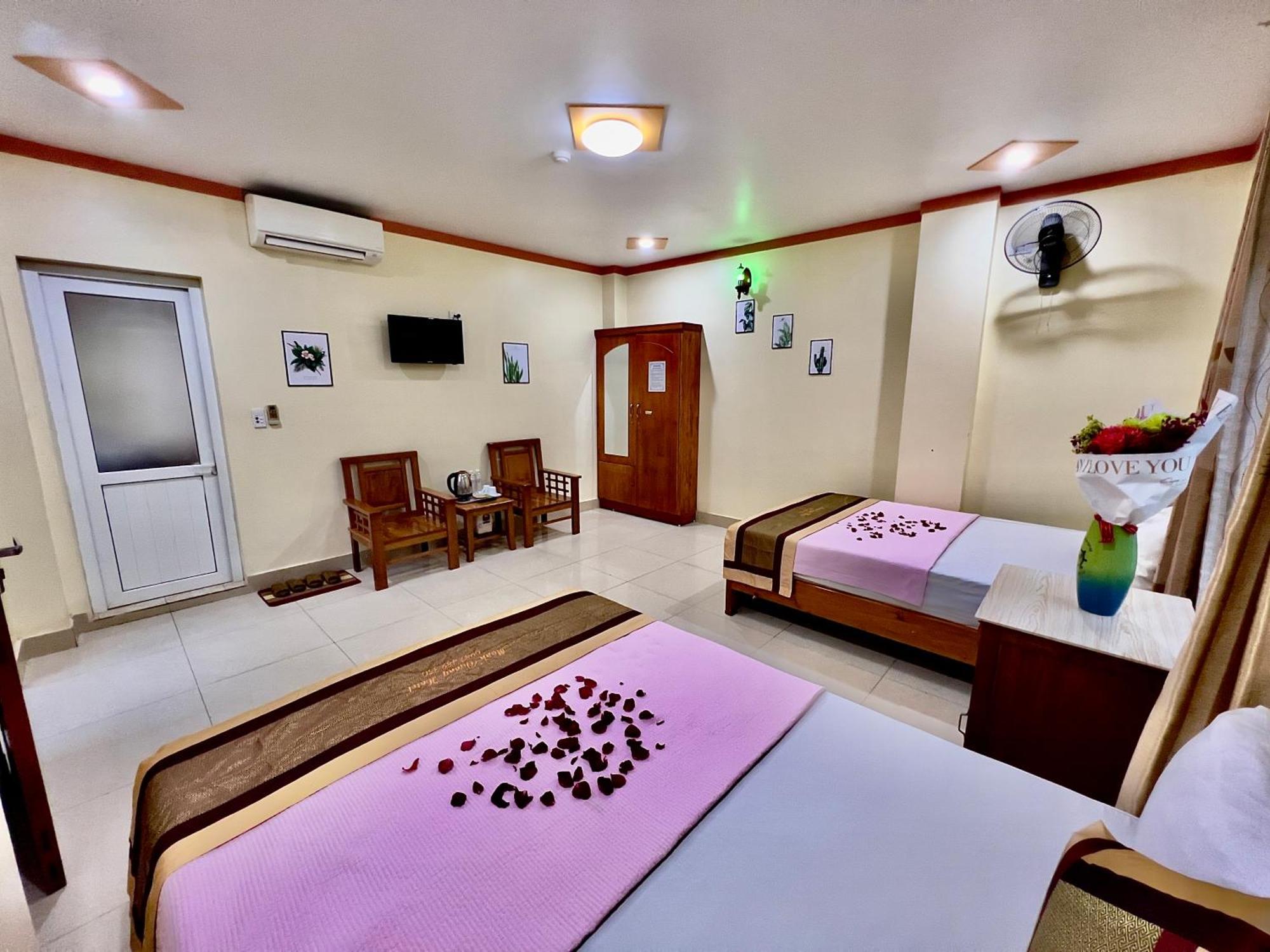 Manh Vuong Hotel Catba Dong Khe Sau Zewnętrze zdjęcie