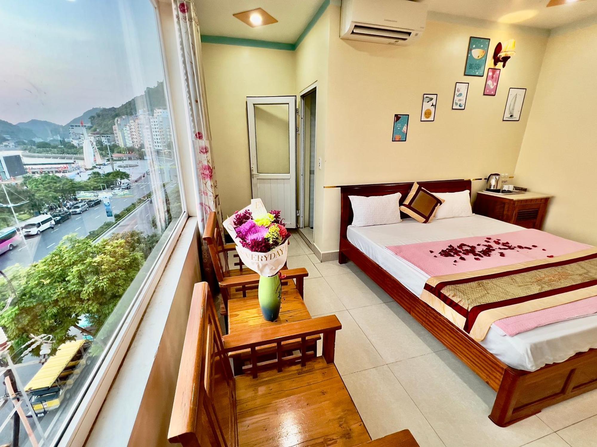 Manh Vuong Hotel Catba Dong Khe Sau Zewnętrze zdjęcie