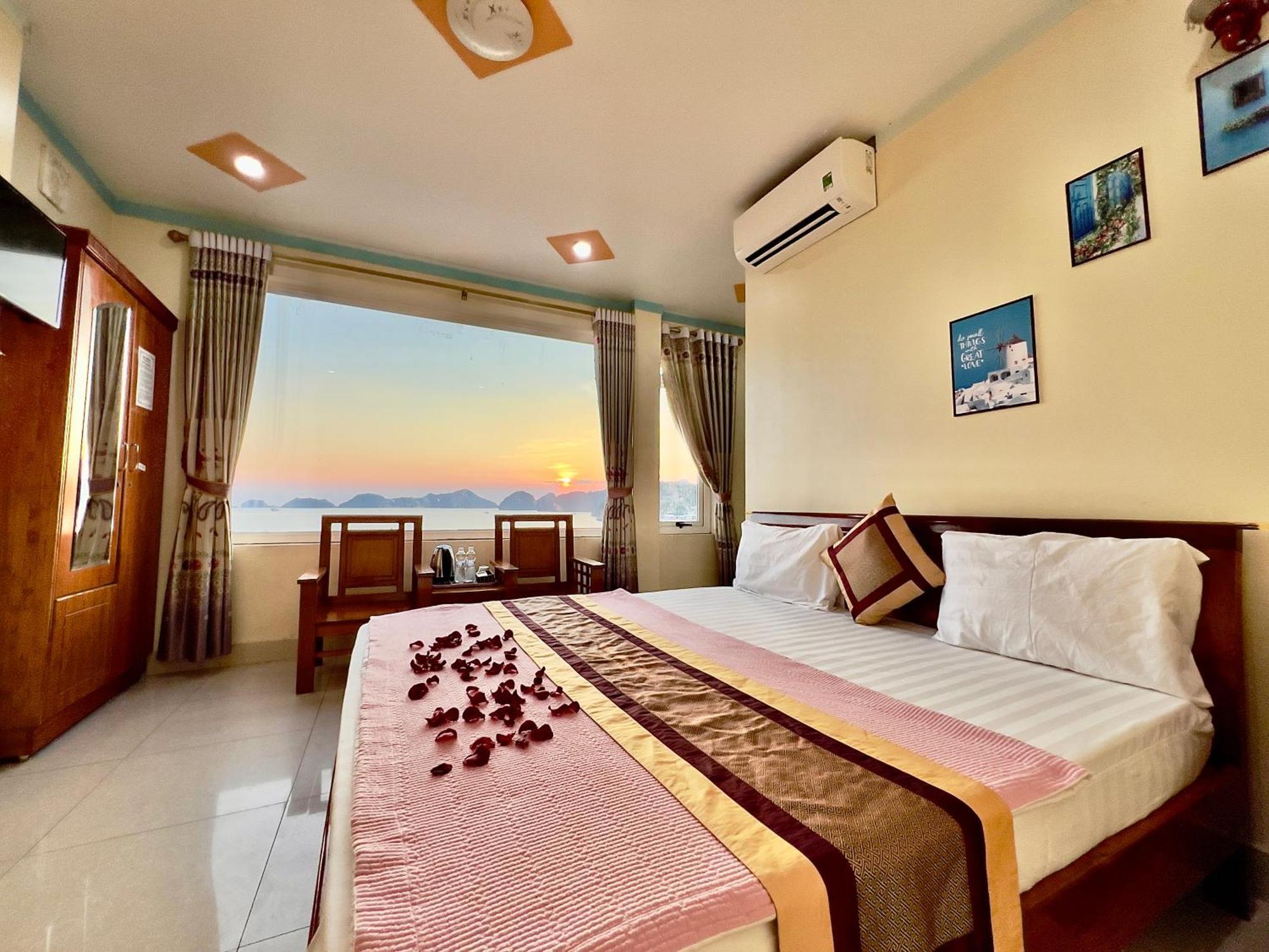 Manh Vuong Hotel Catba Dong Khe Sau Zewnętrze zdjęcie