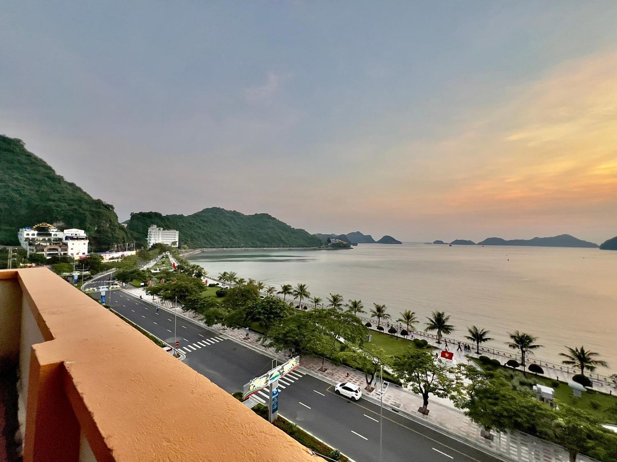 Manh Vuong Hotel Catba Dong Khe Sau Zewnętrze zdjęcie