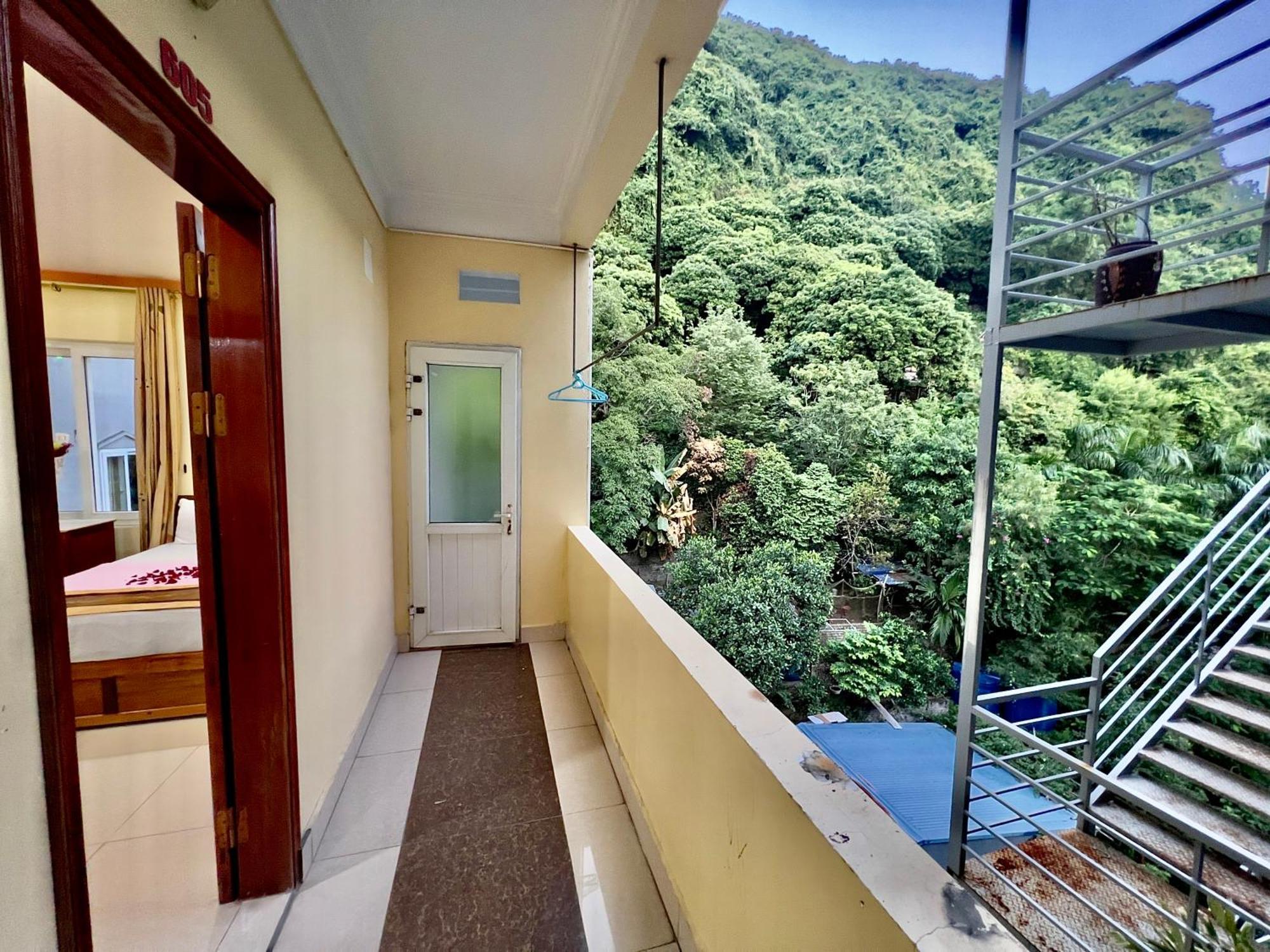 Manh Vuong Hotel Catba Dong Khe Sau Zewnętrze zdjęcie