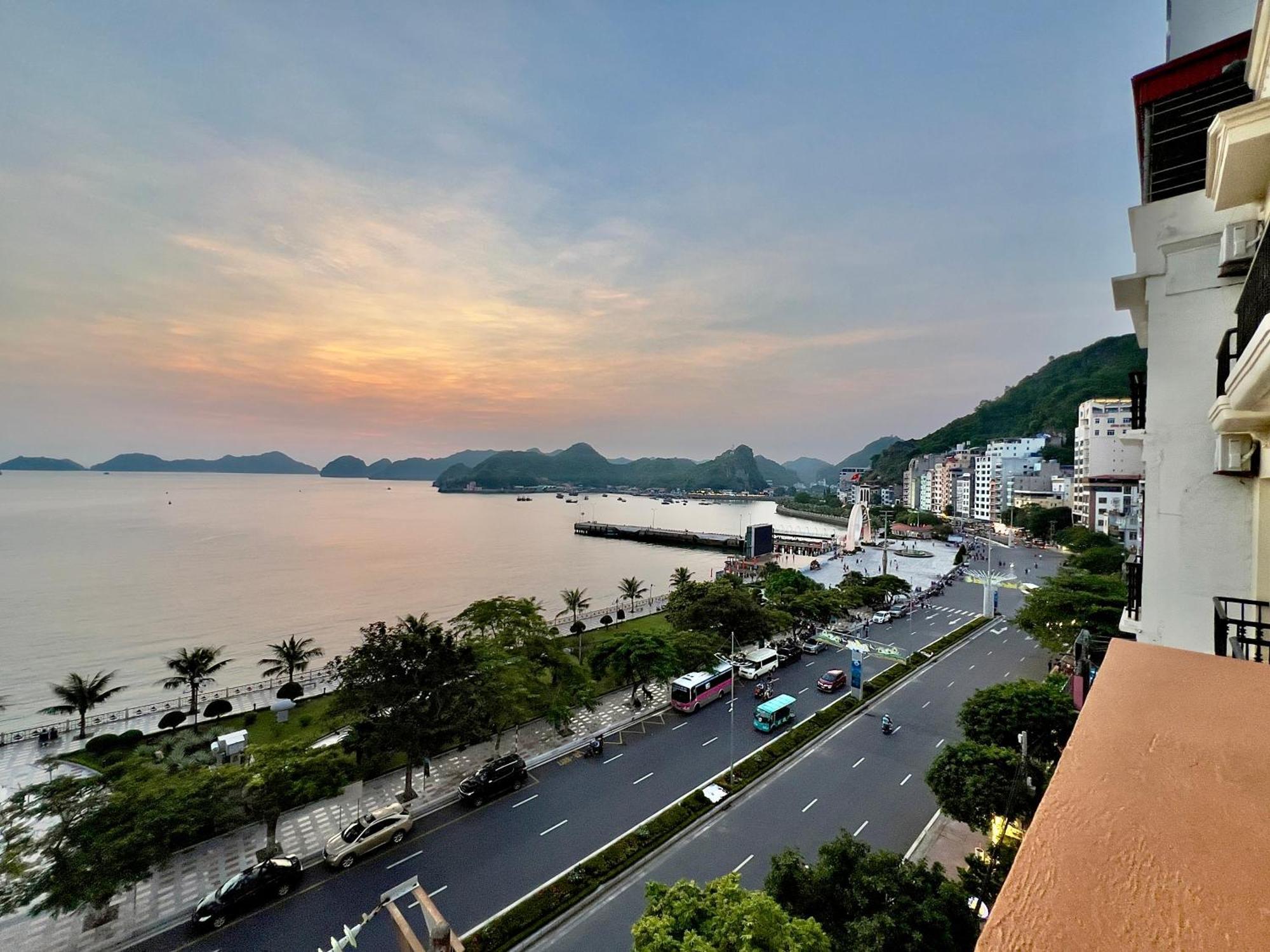 Manh Vuong Hotel Catba Dong Khe Sau Zewnętrze zdjęcie